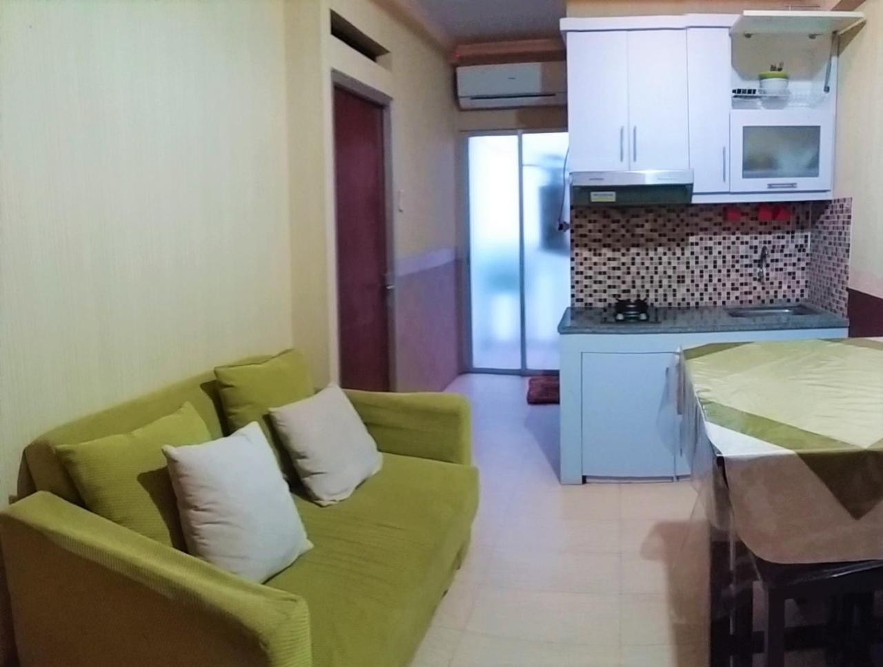 Raja Property Jakarta Luaran gambar