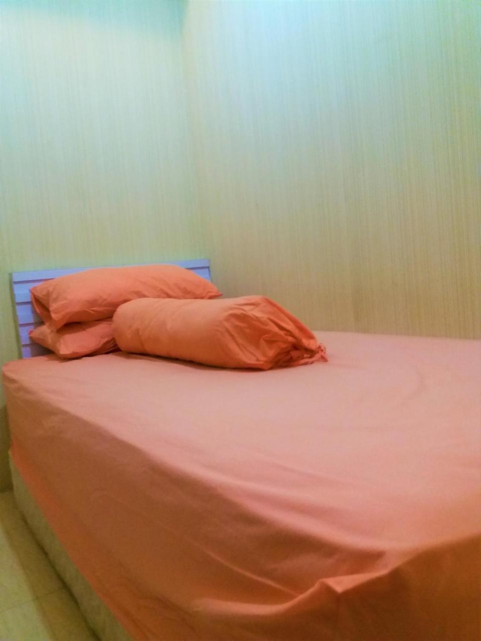 Raja Property Jakarta Luaran gambar